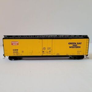 Athearn HO Scale Plug Door Green Bay & Western Route Box Car GBW #2046